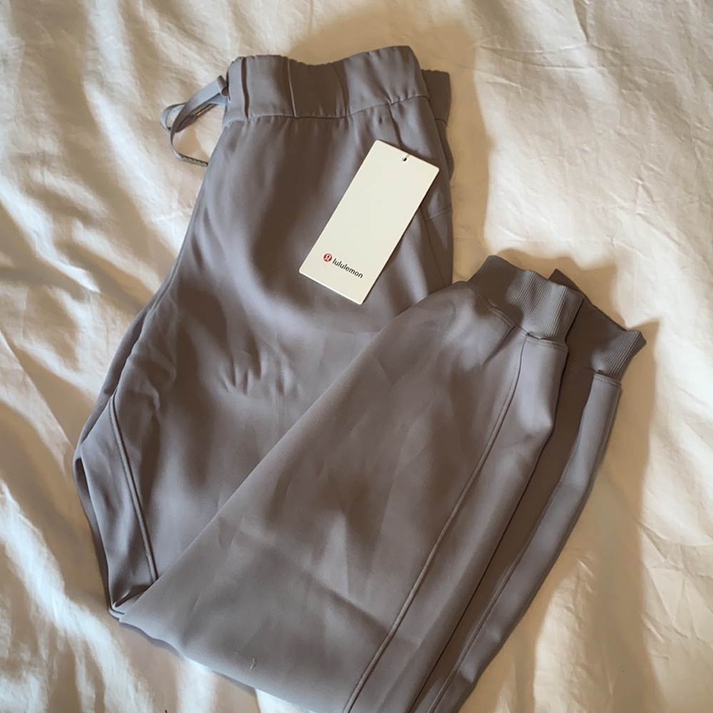 LuluLemon joggers!!